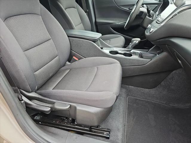 2022 Chevrolet Malibu FWD LT