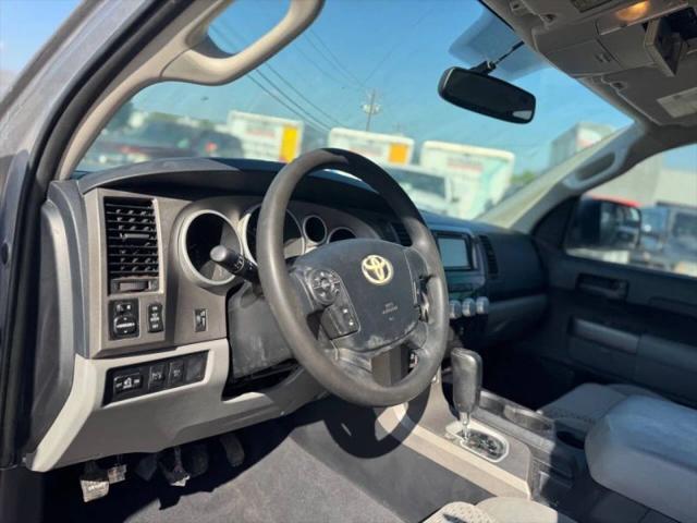 2013 Toyota Tundra Grade 5.7L V8