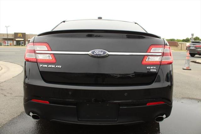 2016 Ford Taurus SEL