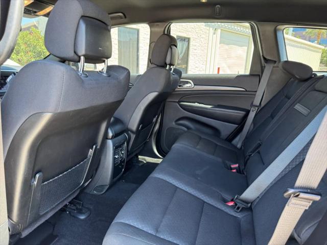 2020 Jeep Grand Cherokee Laredo E 4x2