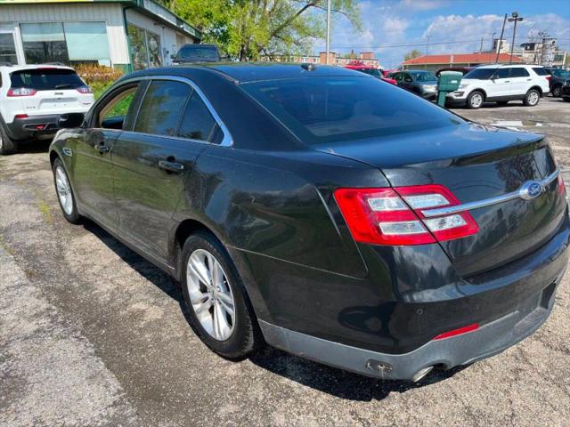 2015 Ford Taurus SEL