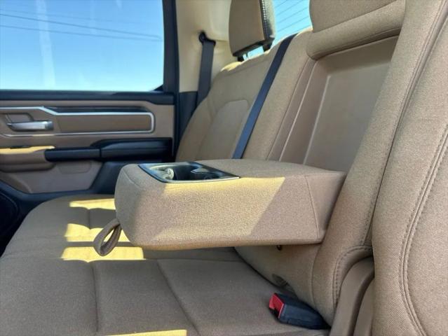 2021 Ram 1500 Big Horn Crew Cab 4x4 5'7" Box