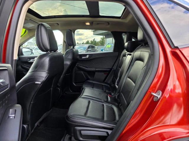 2020 Ford Escape SEL