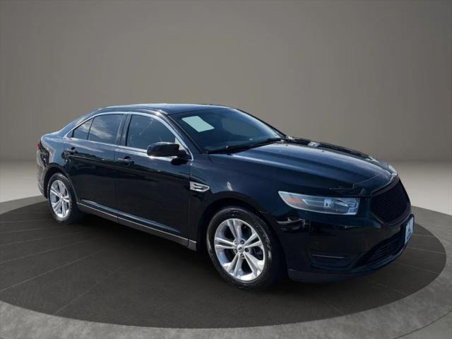 2018 Ford Taurus SEL