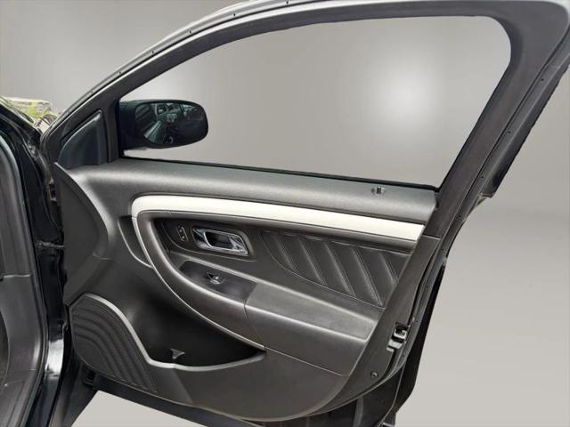 2018 Ford Taurus SEL