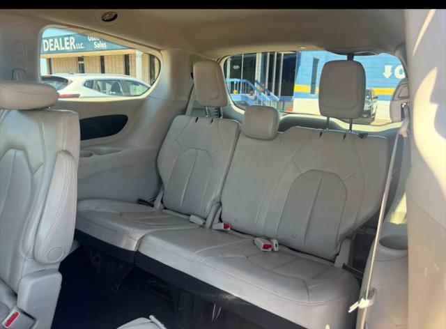 2021 Chrysler Voyager LXI