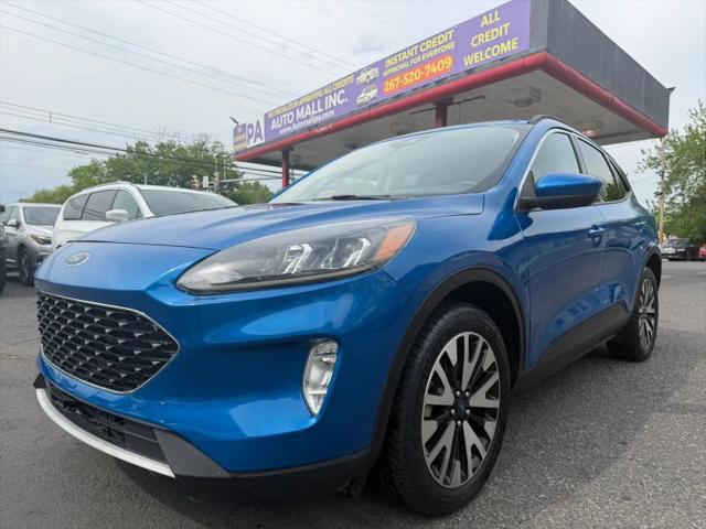 2020 Ford Escape SEL