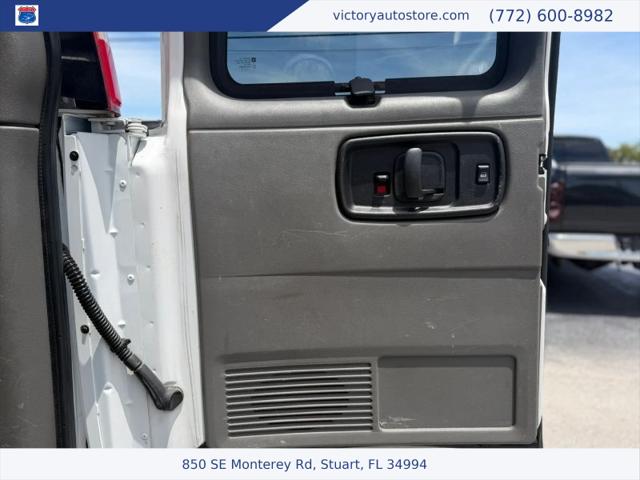 2018 Chevrolet Express LT
