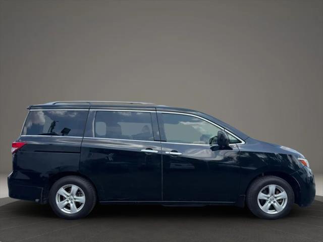 2015 Nissan Quest SV