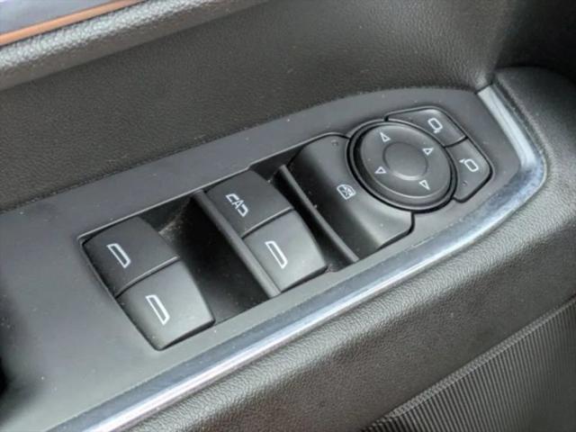 2023 Chevrolet Silverado 1500 4WD Crew Cab Standard Bed LT