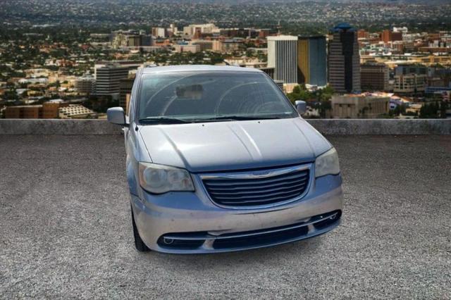 2014 Chrysler Town & Country Touring