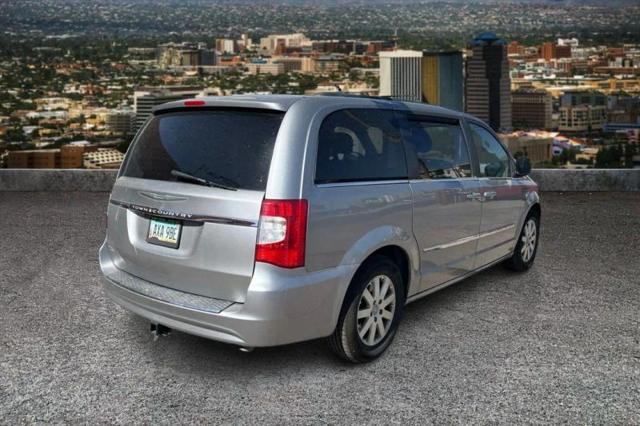 2014 Chrysler Town & Country Touring