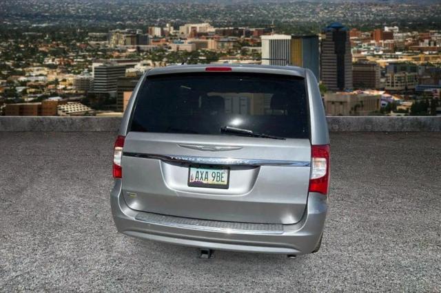 2014 Chrysler Town & Country Touring