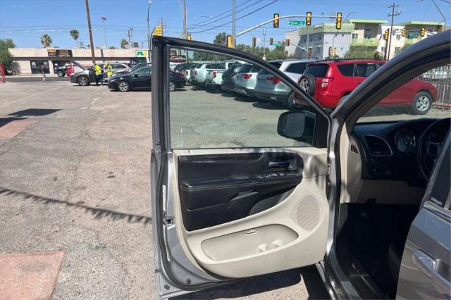 2014 Chrysler Town & Country Touring