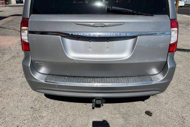 2014 Chrysler Town & Country Touring