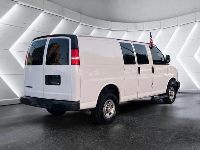 2022 Chevrolet Express Cargo Van RWD 2500 Regular Wheelbase WT