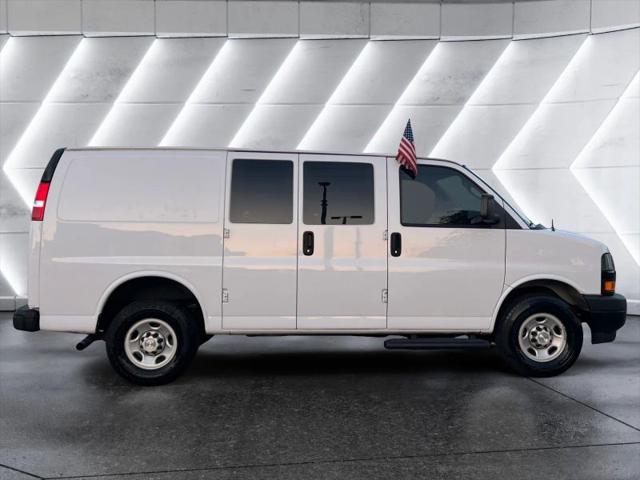 2022 Chevrolet Express Cargo Van RWD 2500 Regular Wheelbase WT