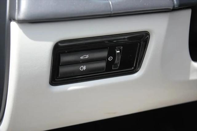 2013 Jaguar XJ Standard
