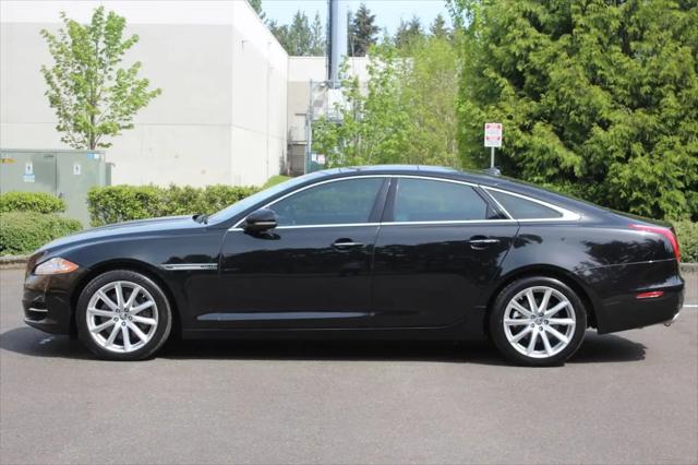 2013 Jaguar XJ Standard