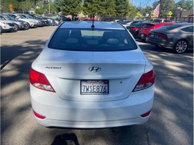 2017 Hyundai Accent SE