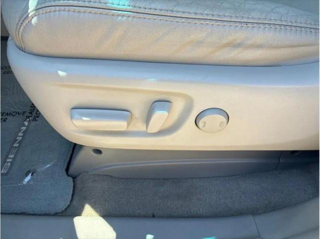 2011 Toyota Sienna XLE V6
