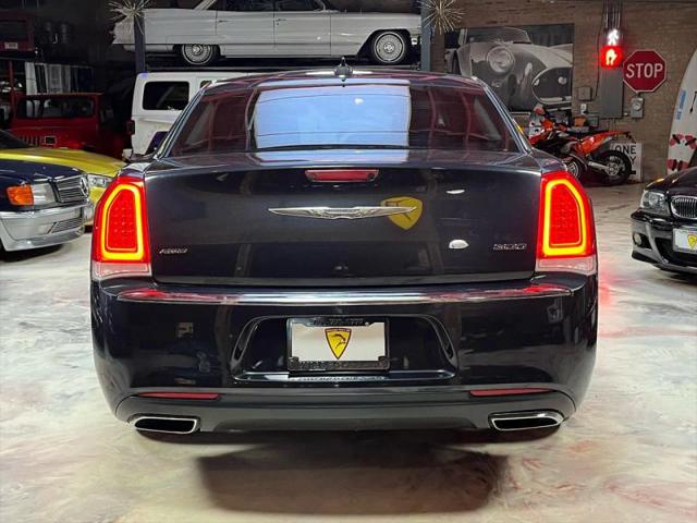 2016 Chrysler 300 Anniversary Edition