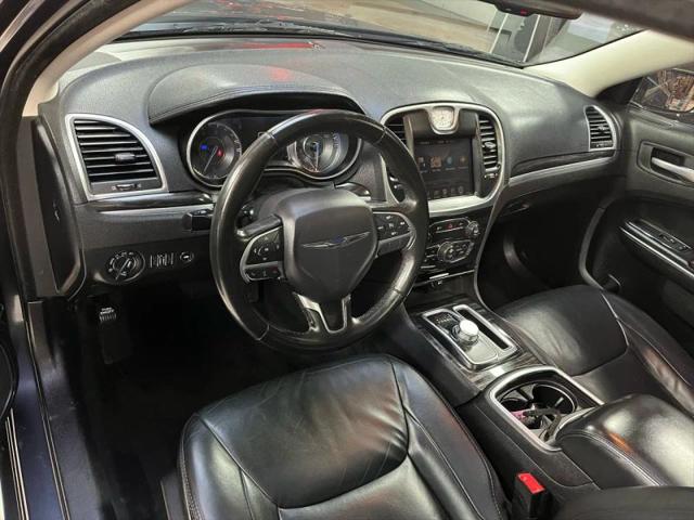 2016 Chrysler 300 Anniversary Edition