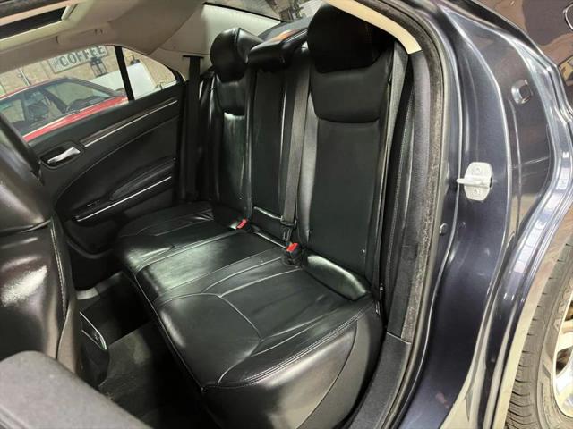 2016 Chrysler 300 Anniversary Edition
