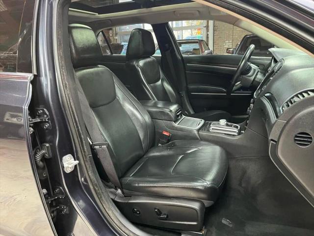 2016 Chrysler 300 Anniversary Edition