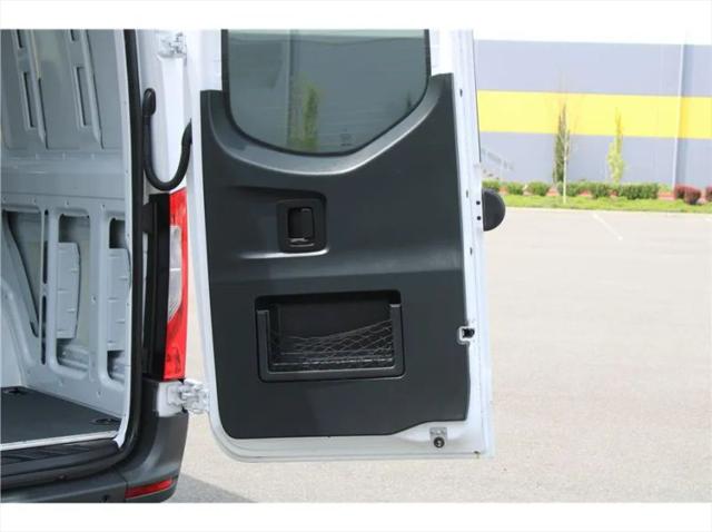2024 Mercedes-Benz Sprinter 2500 High Roof 4-Cyl Diesel HO