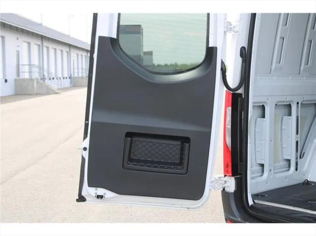 2024 Mercedes-Benz Sprinter 2500 High Roof 4-Cyl Diesel HO