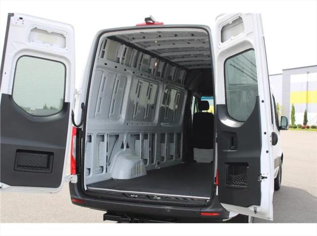 2024 Mercedes-Benz Sprinter 2500 High Roof 4-Cyl Diesel HO
