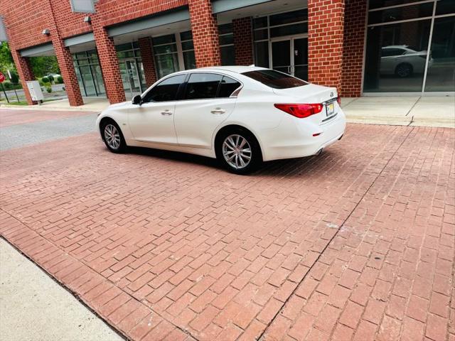 2016 INFINITI Q50 2.0t Base