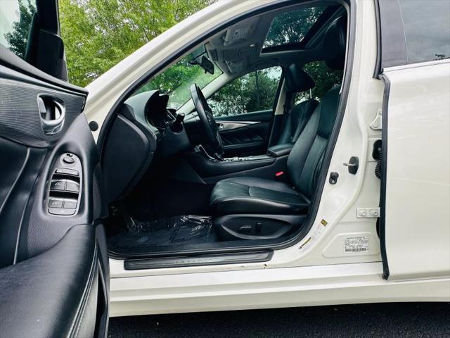 2016 INFINITI Q50 2.0t Base