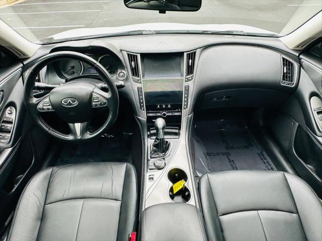 2016 INFINITI Q50 2.0t Base