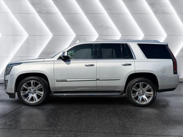 2016 Cadillac Escalade Luxury Collection