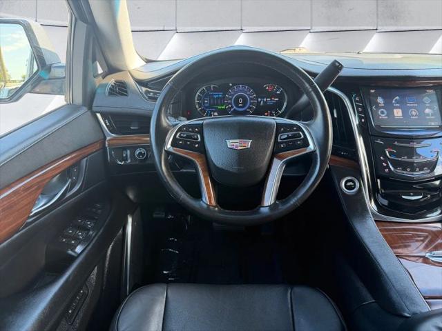 2016 Cadillac Escalade Luxury Collection