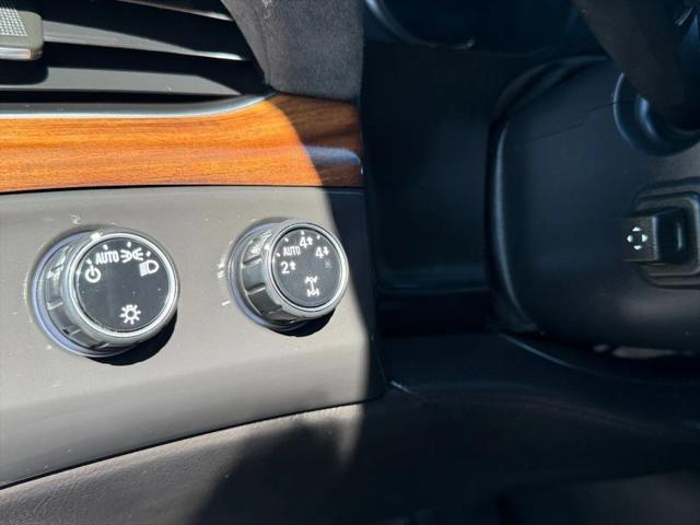 2016 Cadillac Escalade Luxury Collection