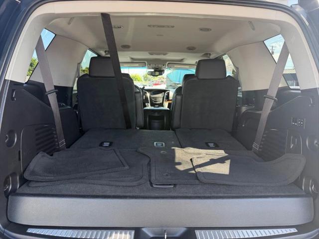 2016 Cadillac Escalade Luxury Collection