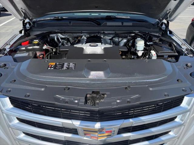 2016 Cadillac Escalade Luxury Collection