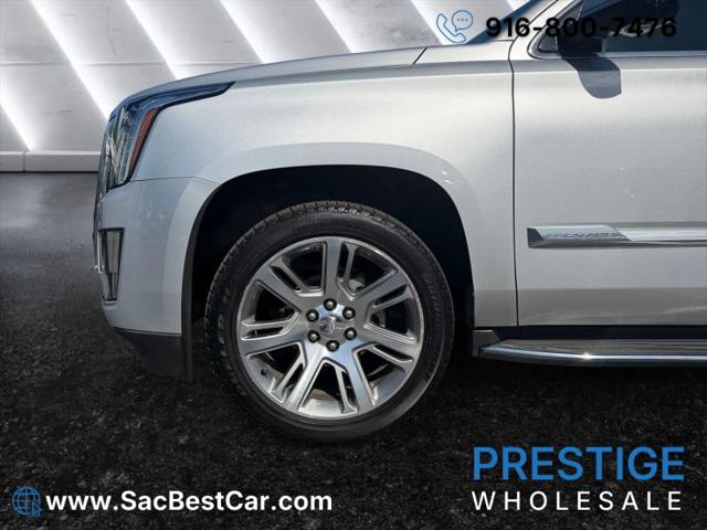 2016 Cadillac Escalade Luxury Collection