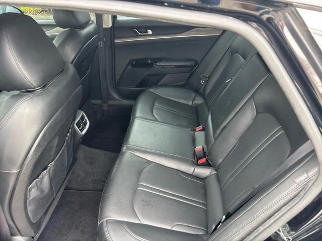 2022 Kia K5 EX