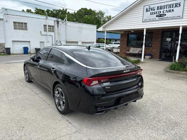 2022 Kia K5 EX
