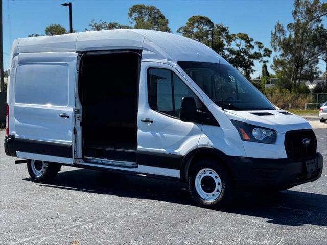 2023 Ford Transit Cargo Van Base for sale in Miami, FL