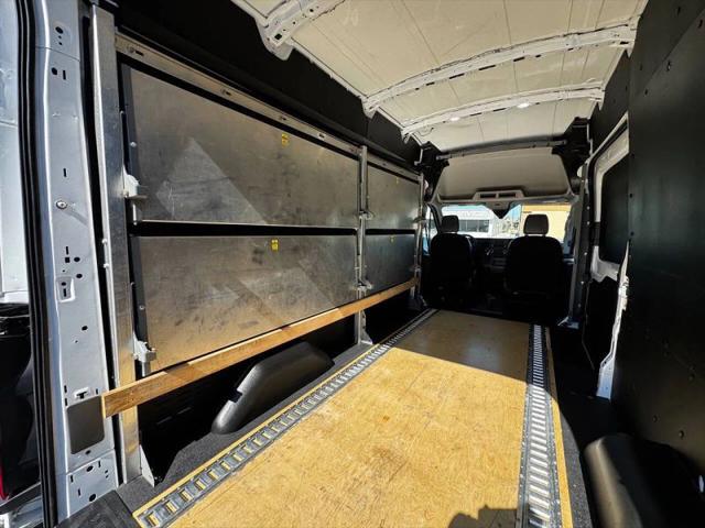 2023 Ford Transit Cargo Van Base