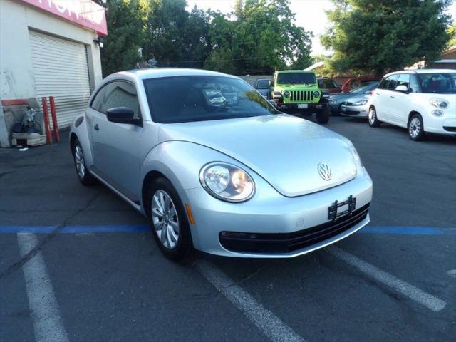 2013 Volkswagen Beetle 2.5L Entry