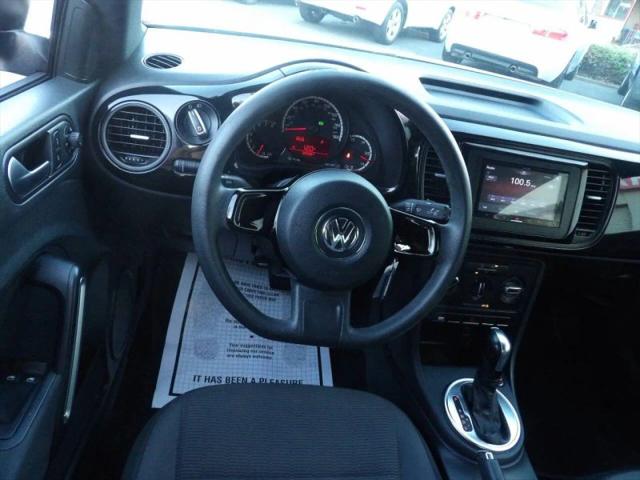 2013 Volkswagen Beetle 2.5L Entry