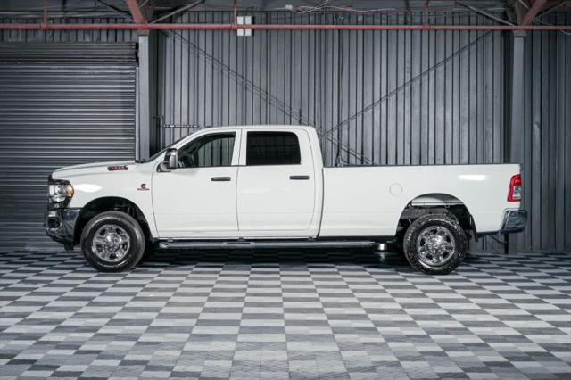 2023 Ram 2500 Tradesman Crew Cab 4x4 8' Box