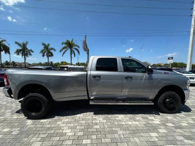 2022 Ram 3500 Tradesman Crew Cab 4x4 8' Box