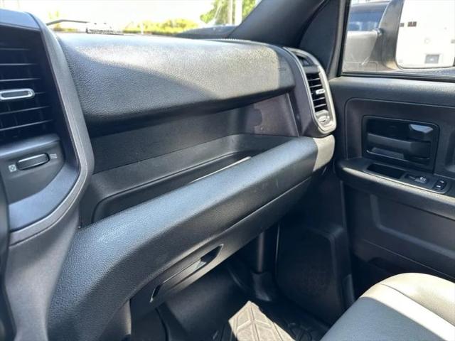 2022 Ram 3500 Tradesman Crew Cab 4x4 8' Box